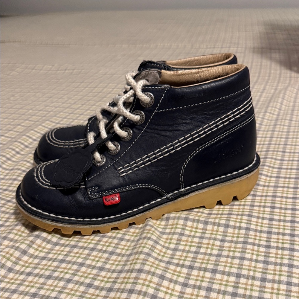 Kickers Navy Blue Leather Lace-Up Boots with Tan Lug Sole